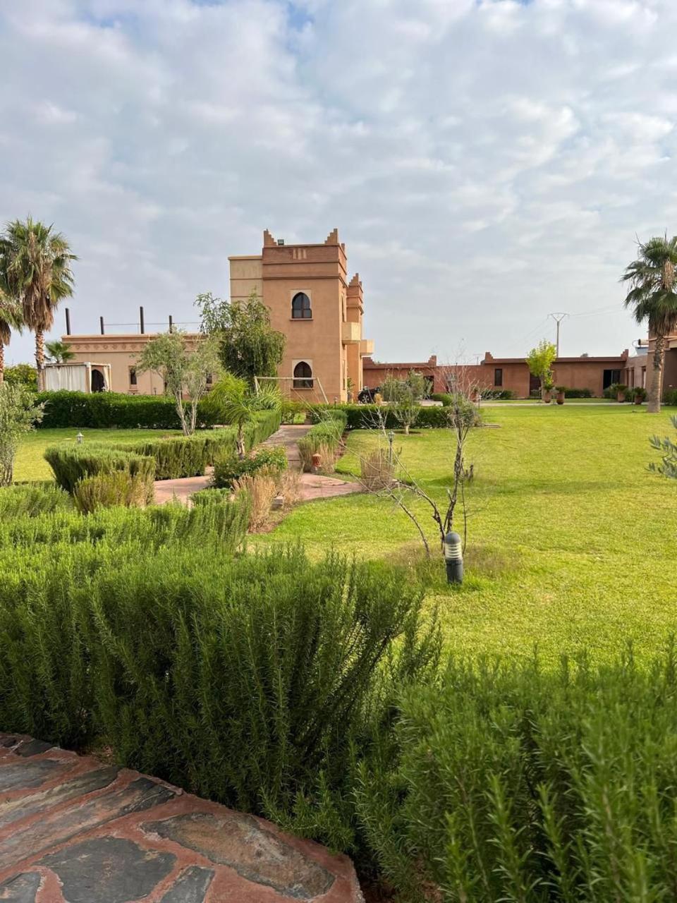 Villa Diaf Johanne Aït Ourir Exteriör bild